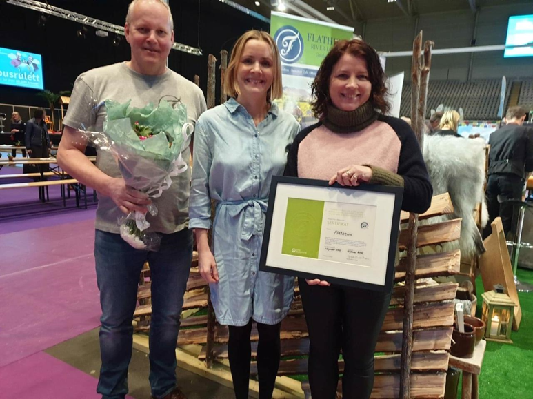 Norsk Øko sertifisering Flatheim, left to right: Sigurd Årskaug, Marit Vea, Heidi Vallestad